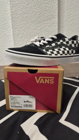 Vans Ward cuadros negro y blanco nuevas, talla 38