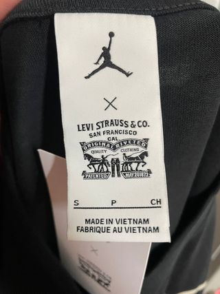 Camiseta Levi's x Jordan Talla S Negra