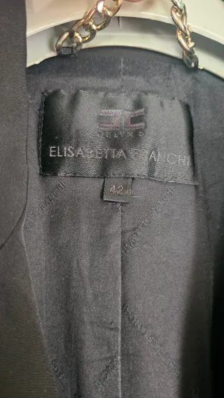 Giacca Elisabetta Franchi nera con cintura