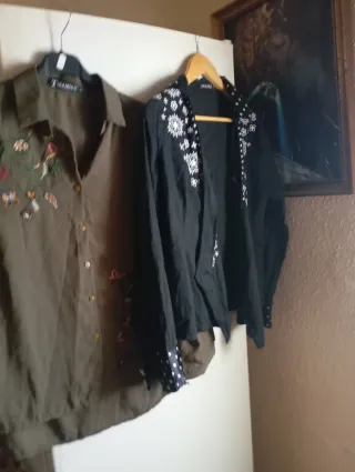 Camisas Tiramisu y Accesorize