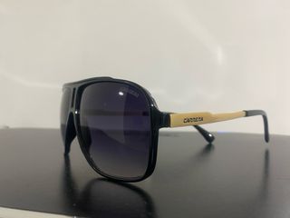 Gafas de sol Carrera negras y marrones