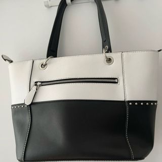 Bolso Guess Negro y Azulado Grande