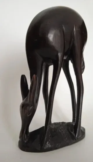 Figura africana madera