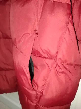 Chaqueta acolchada roja niño