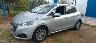 Peugeot 208 2015 automatico