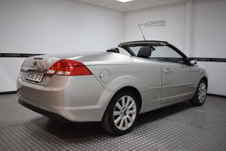 FORD Focus 2.0 CC Titanium