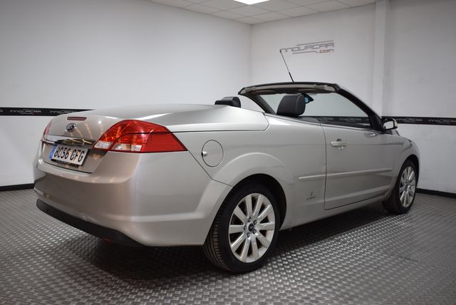 FORD Focus 2.0 CC Titanium