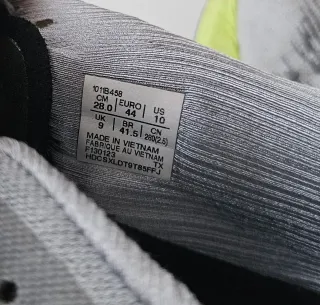 Asics Novablast 3 FFBlast+ gris/verde