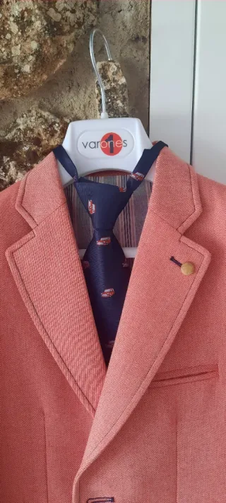 Americana niño Comunión con corbata y pajarita.