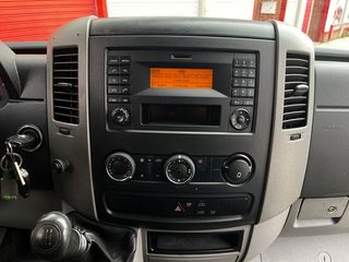 Mercedes Sprinter 211 CDI MEDIO 3.0T