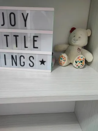 Escritorio moderno blanco y gris