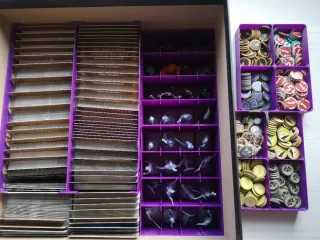 Altar Quest Juego de Mesa y expansiones más extras