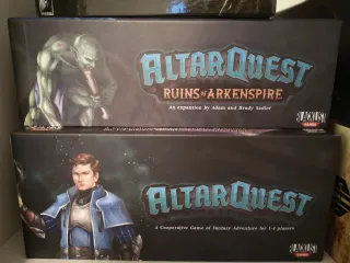 Altar Quest Juego de Mesa y expansiones más extras