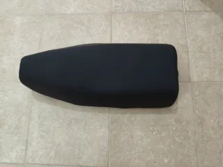 Asiento Derbi Variant Negro