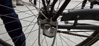 Bicicleta de paseo Panther negra