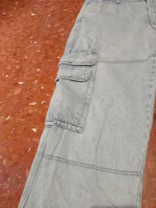 Pantalón vaquero ancho cargo