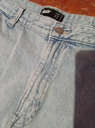 Pantalón vaquero ancho cargo