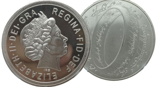 MEDALLA EL SEÑOR DE LOS ANILLOS ISABEL II