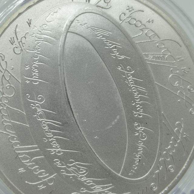 MEDALLA EL SEÑOR DE LOS ANILLOS ISABEL II
