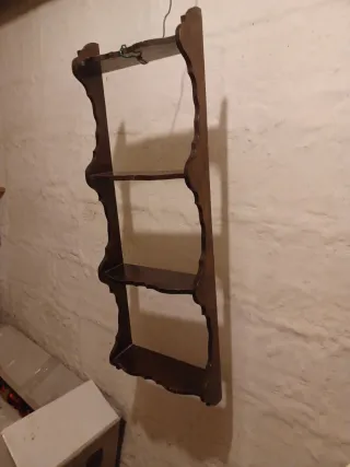 Especiero antiguo de madera