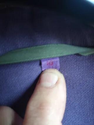 Chaqueta militar morada