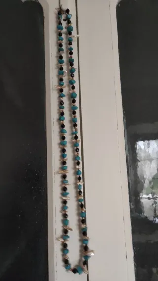 Collana perline turchesi e nere