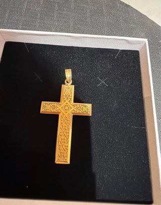 Colgante Cruz Vintage Metal Dorado