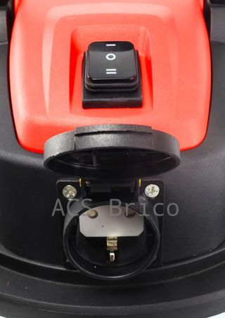 Aspirador Soplador Polvo Líquidos 30L 1600W 63344 - Mader