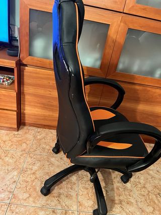 Silla Gaming Negra y Naranja