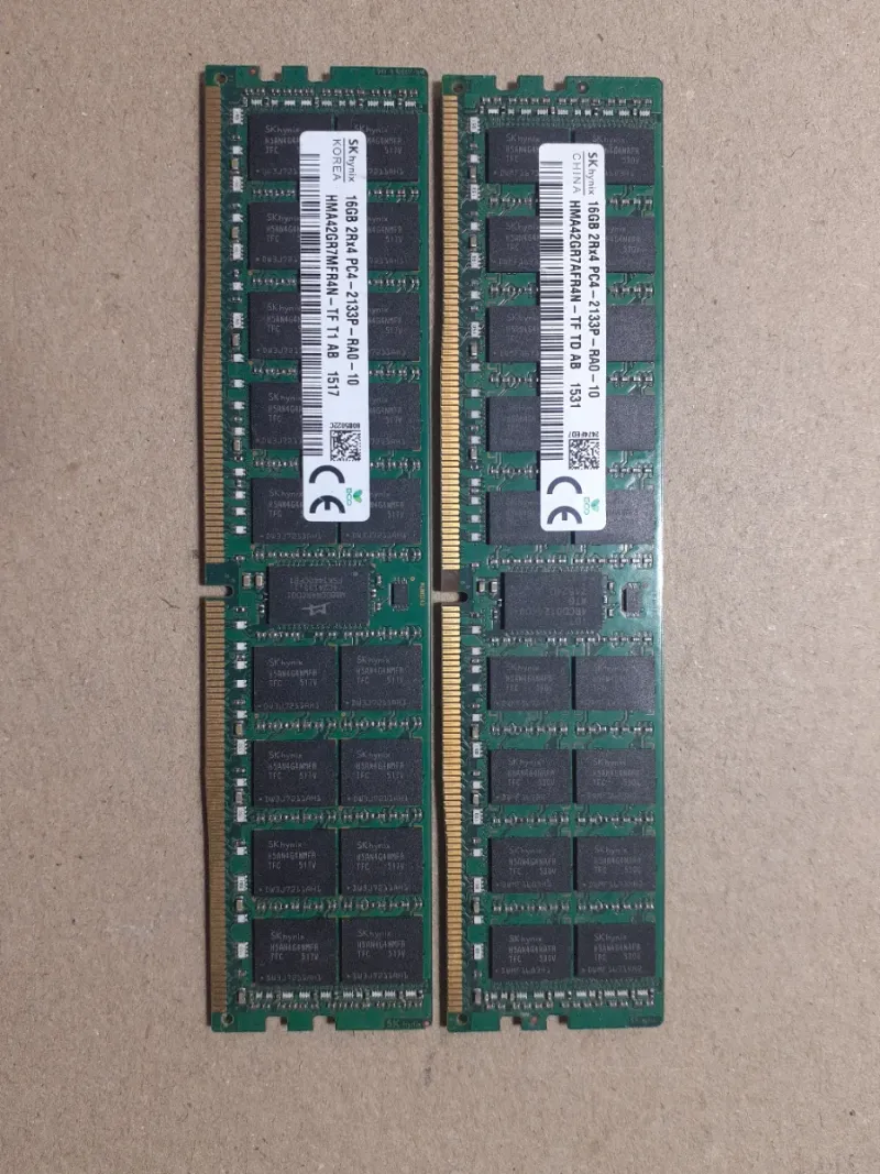 2× 16GB DDR4 2133MHz SK HYNIX RAM