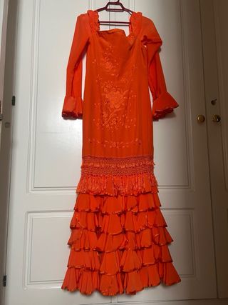 Traje nuevo Flamenca Bordado feria gitana talla M