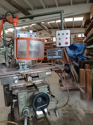 FRESADORA METAL FEXAC UMS