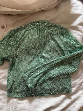 Blusa verde lentejuelas manga larga