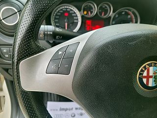 Alfa Romeo MiTO 1.3 JTD, clima, llantas 16", bluet