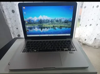 MacBook Pro 13.3” i5 | 16GB RAM | Win 11 + MacOS