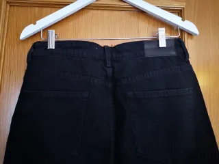 Minifalda vaquera negra Zara Talla L