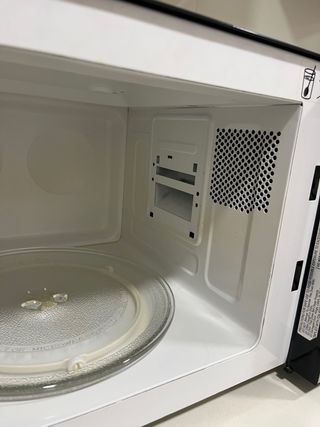 Microondas Balay plateado