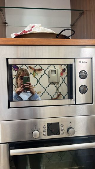 Microondas Balay plateado
