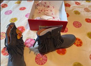 Botas Agatha Ruiz de la Prada grises