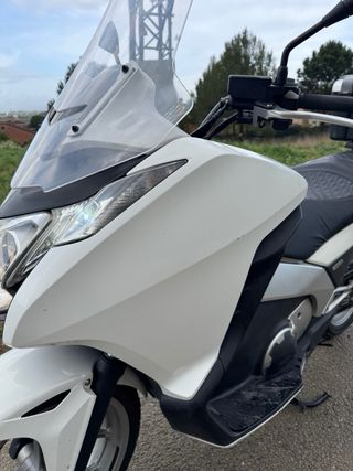 Honda Integra 700 - ABS/Akrapovic/Baúl/52cv/A