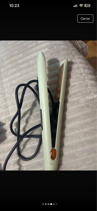 Plancha de pelo verde y dorada