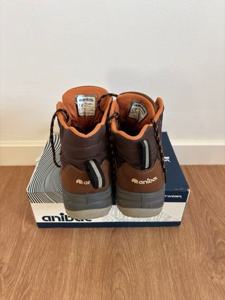 Botas de seguridad Anibal Marrones y Naranjas