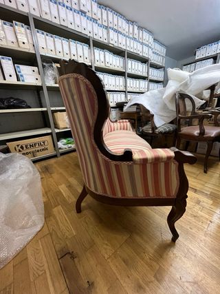 Sofá vintage de tela y madera URGE VENTA X MUDANZA