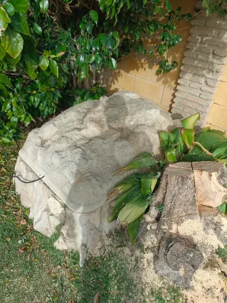 Caseta depuradora piscina imitación roca