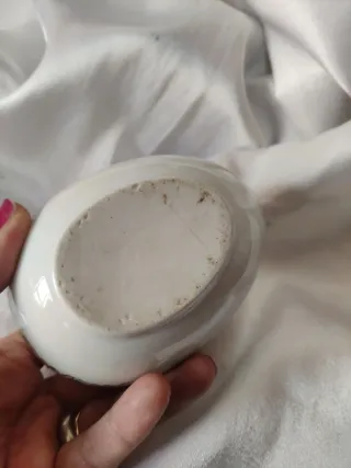 Scatola porcellana a forma di uovo