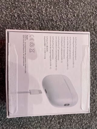 Airpods Pro 2 con estuche y cargador
