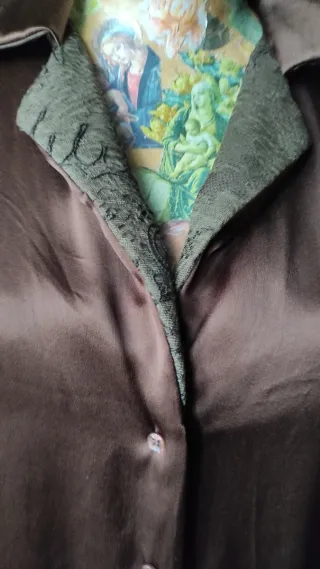 Camicia marrone con pizzo