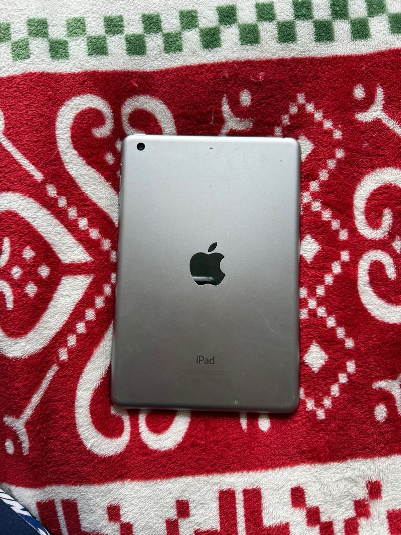 iPad mini 3 Plata 16GB afbeelding 2