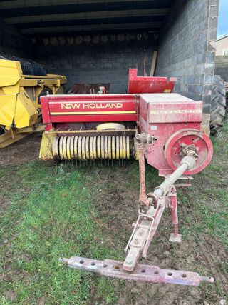 Empacadora New Holland 368 Hay liner