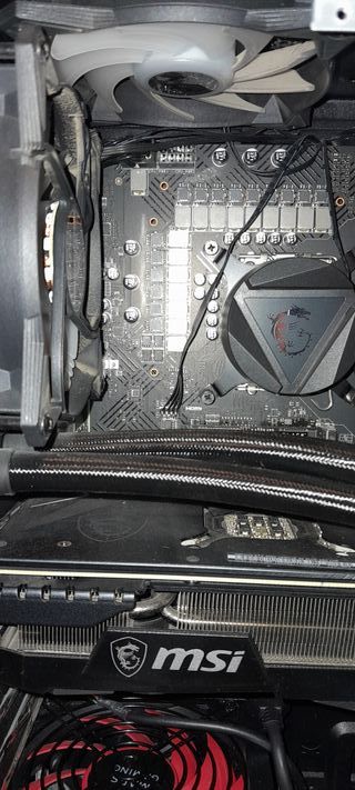 MSI MAG Codex X5 12TE-846IB Ordenador Sobremesa